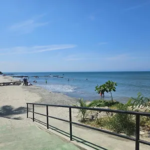 Con Piscina Cerca Al Mar Amoblado Rodadero Sur Gaira